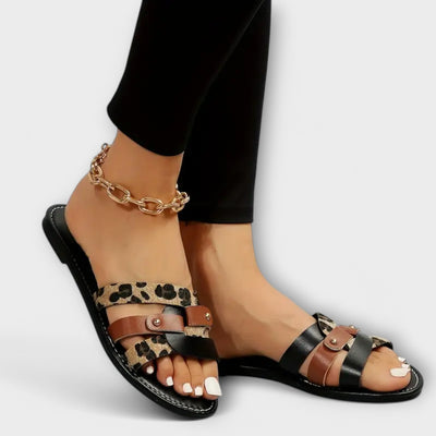 Leoparden-Sandalen mit Kreuzriemen