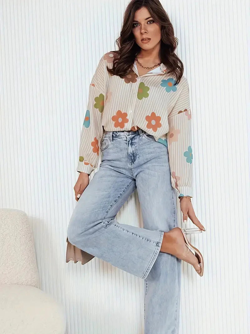 Gestreiftes Hemd mit Blumenmuster und Knopfleiste für Frauen