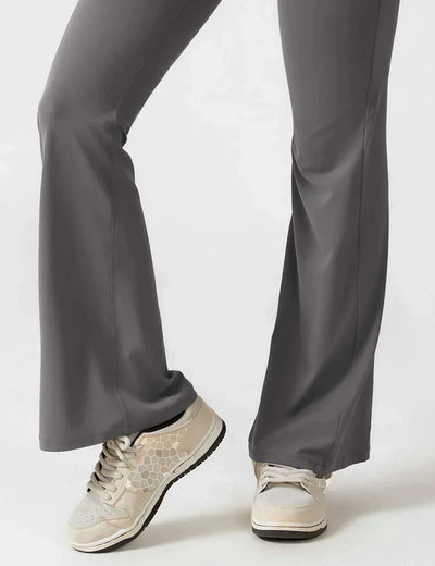 Gretel™ | Rückenfreier, ausgestellter Overall