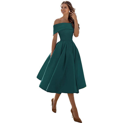 Elegantes schulterfreies Abendkleid