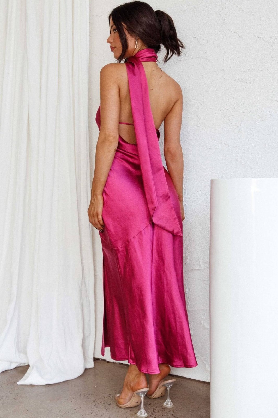 Mayfair™ | Luxus Seiden-Midikleid mit Neckholder