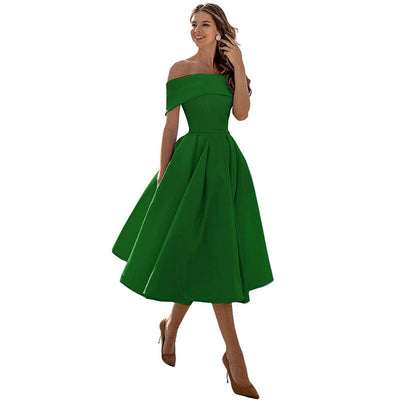 Elegantes schulterfreies Abendkleid