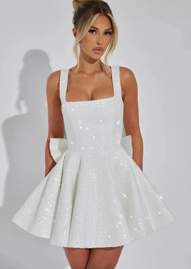 Damen Funkelndes Minikleid mit ausgestelltem Schnitt