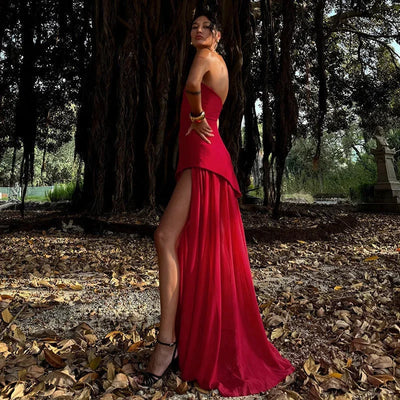 Damen Maxikleid mit asymmetrischen Schichten und geradem Schnitt