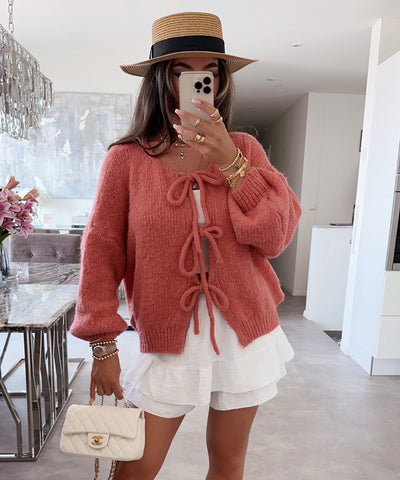 Schleife Fia Peach mit zartem femininen Flair für Frauen