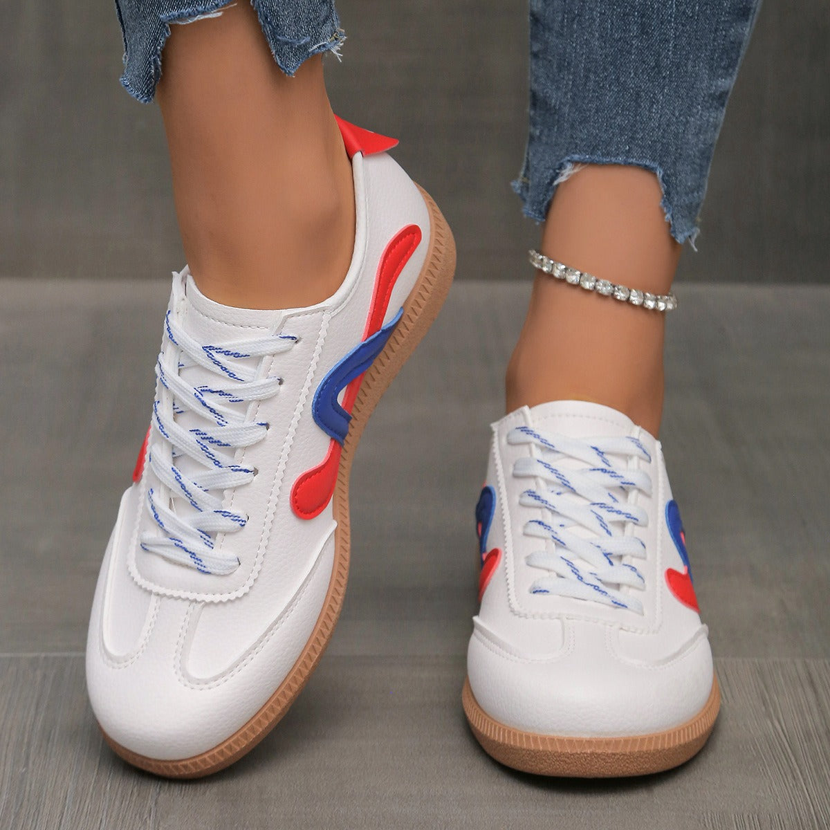 Flache Turnschuhe im Retro-Stil für Frauen - Daniela