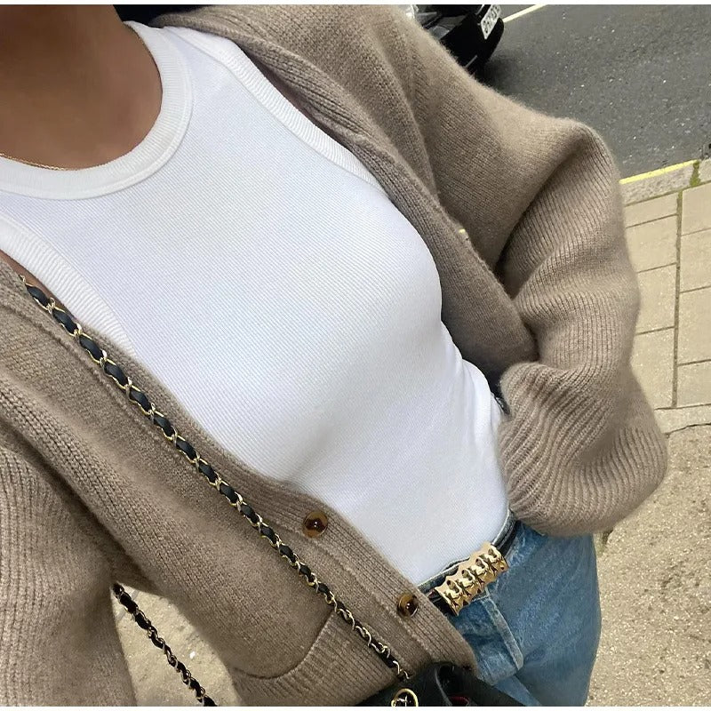 Elma | Klassische gestrickte Damenstrickjacke