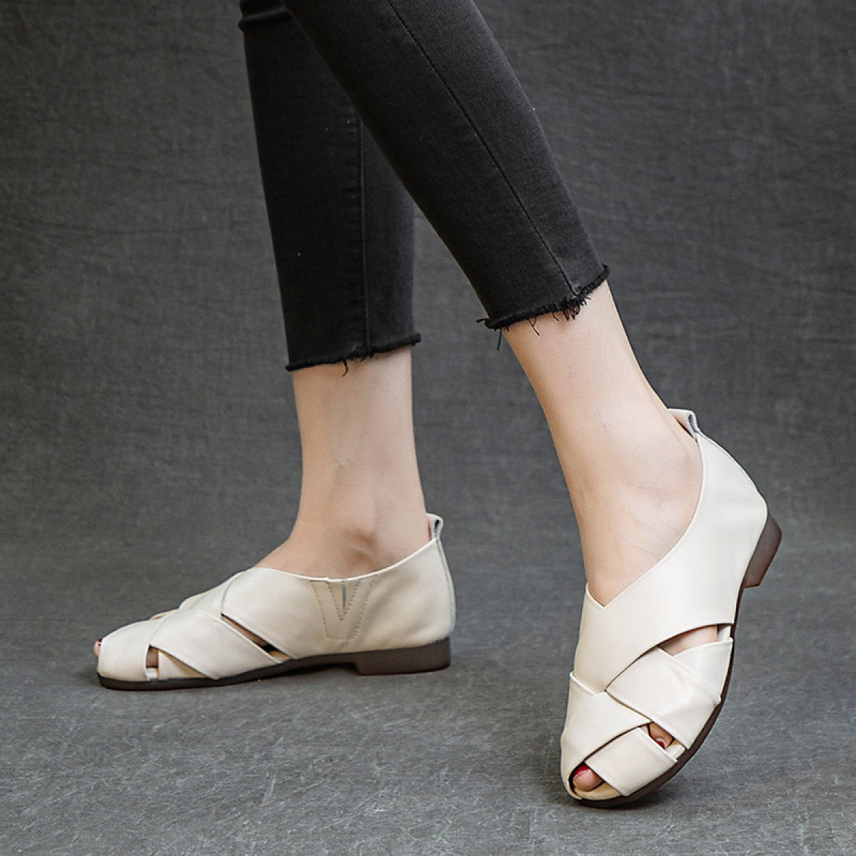 Offene flache Schuhe für Frauen schwarz elegant - Nayra