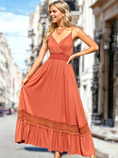 Rebecca - Kleid aus gehäkelter Spitze mit gerafftem Bund