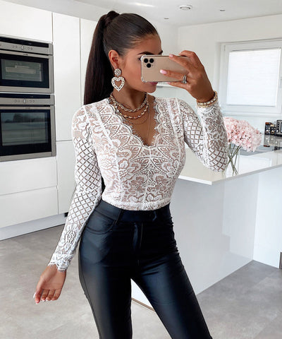 Klassisches weißes Langarm Oberteil für Damen