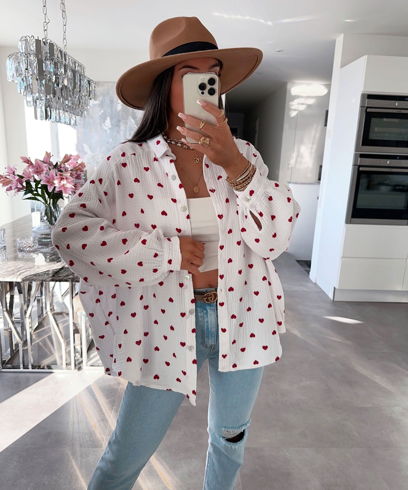 Bluse Heart Red mit kraftvollem femininen Charme für Frauen