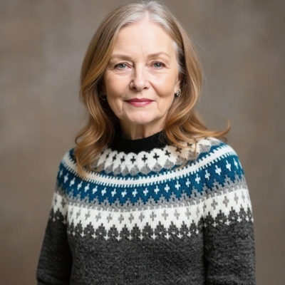 April | Vintage Islandpullover