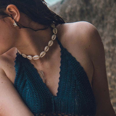 Goldfarbene Halskette mit natürlichem Muschel Anhänger Für Damen