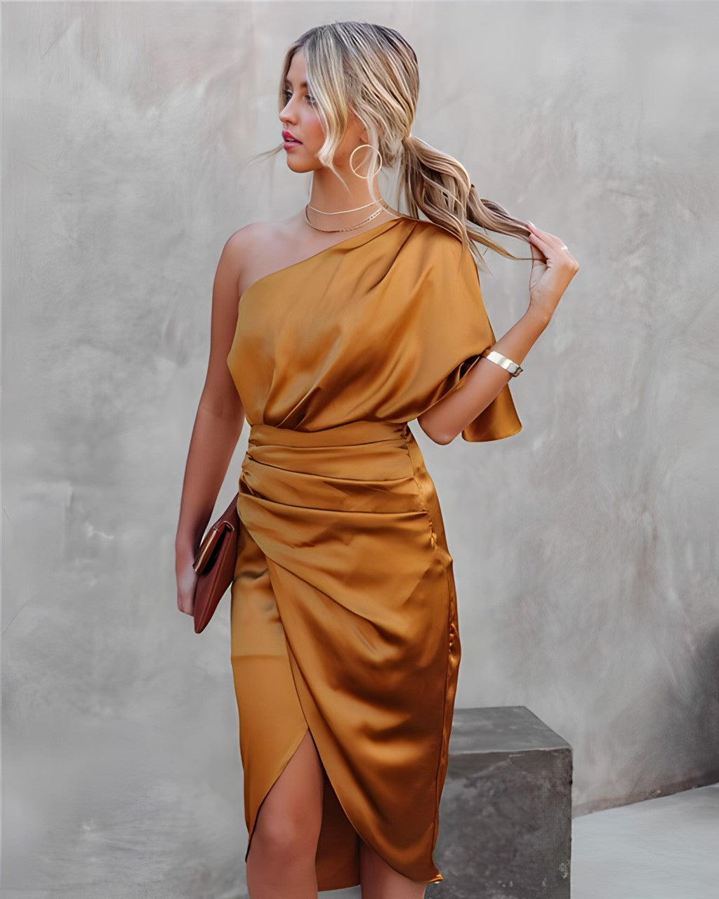 Asymmetrisches Satin-Cocktailkleid für Damen