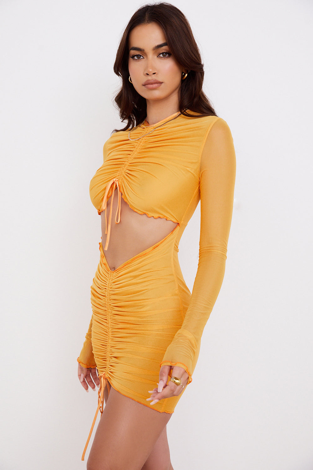 Oranges Mesh Minikleid mit Langen Ärmeln und Rüschen Ausschnitt für Frauen
