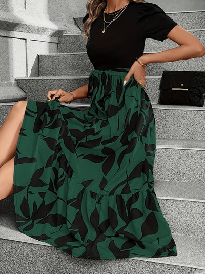 Luna | Kleid mit Blumendruck und Rundhalsausschnitt | Feminin, stilvoll & vielseitig