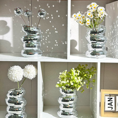 ShimmerTwist Vase - Glitzernde Disco-Kugel Glasfliese