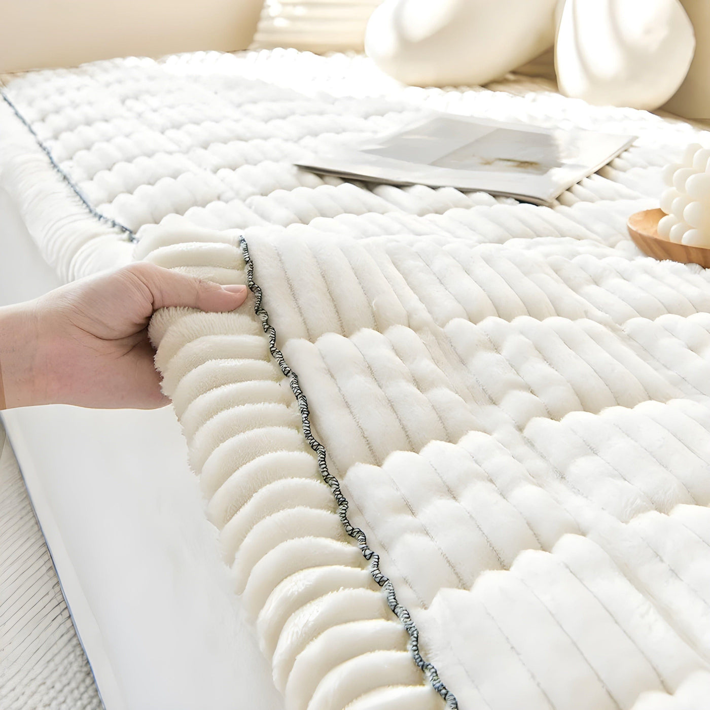 ThickGuard Cover - Dekorativer, Dicker, Rutschfester Kordsofa-Bezug