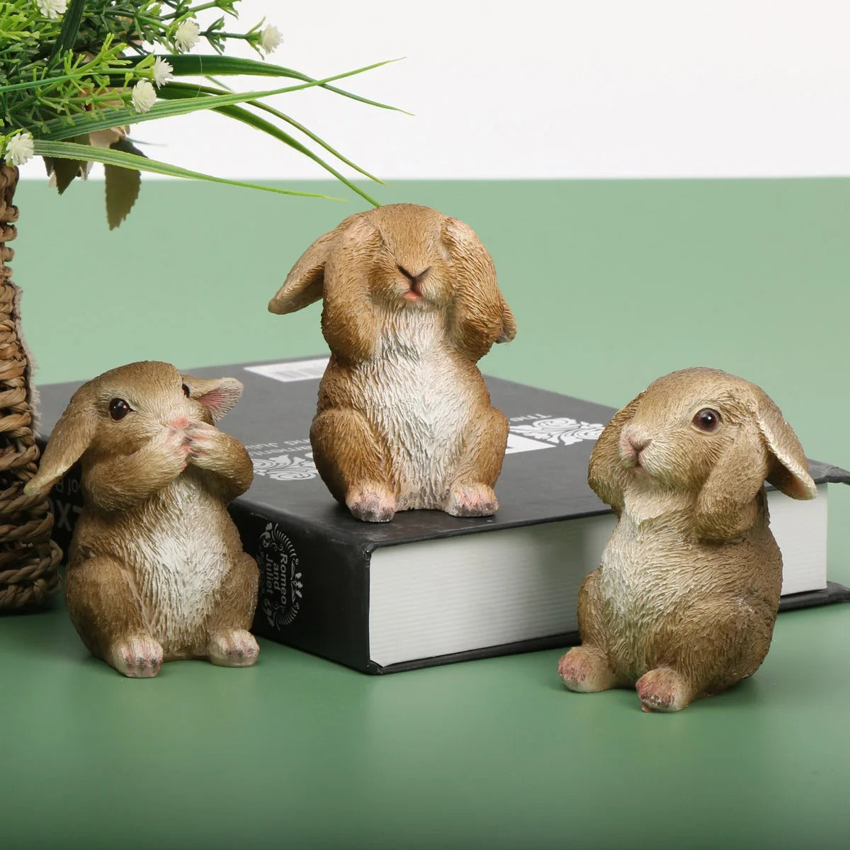 HushBunny Figur - Dekoratives Kaninchen-Set aus Harz