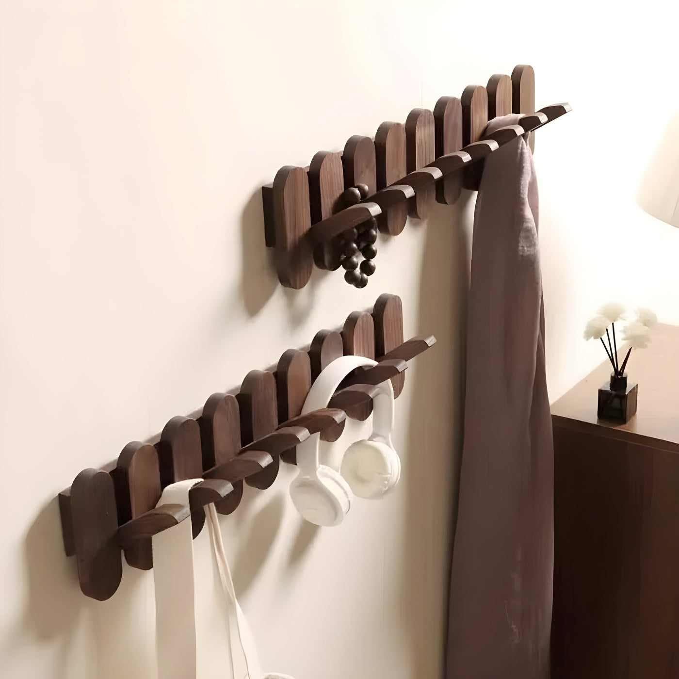 OakLine Rack – Luxuriöses Wandregal aus Holz