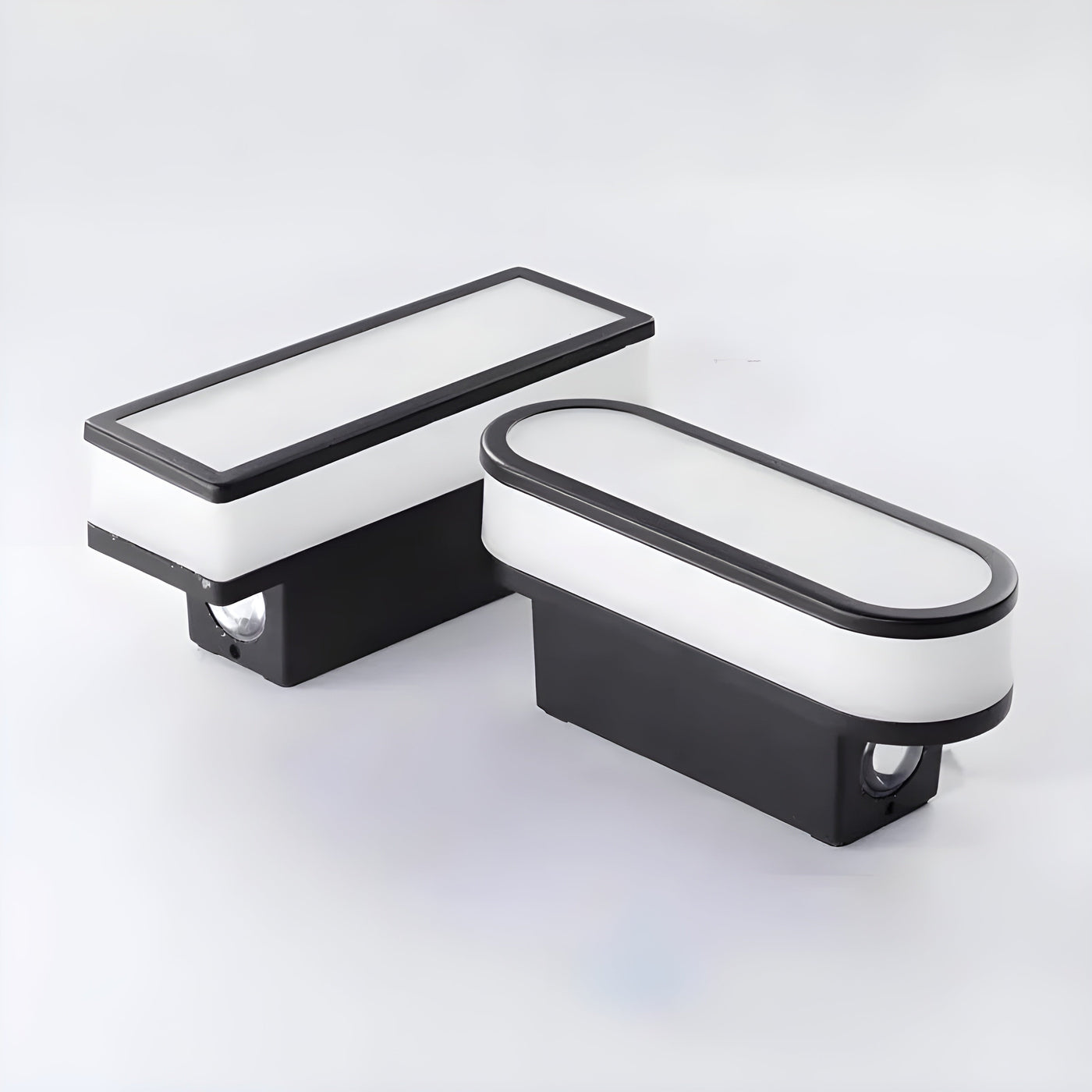 UrbanBeam Light - Wasserdichte LED-Wandlampe für den Innenhof