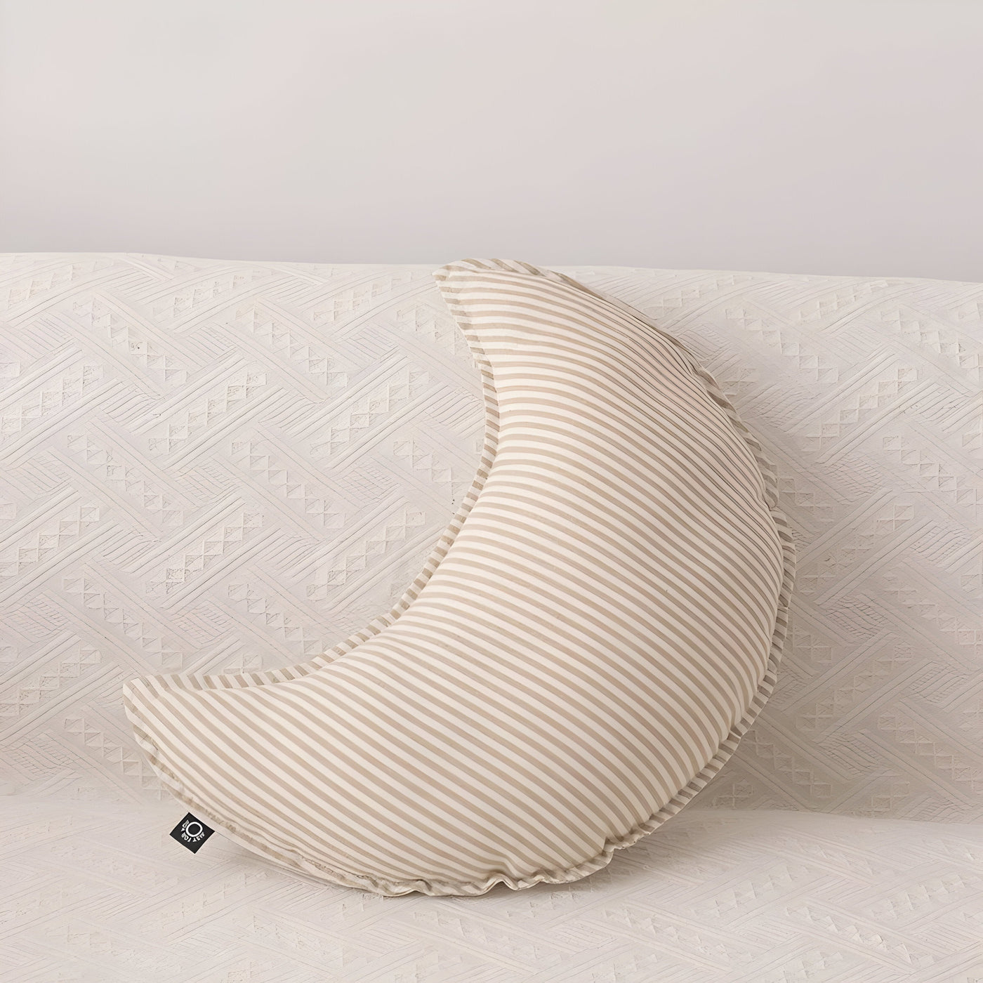 LunaPuff Kissen - Dekoratives Streifenkissen Soft Cushion
