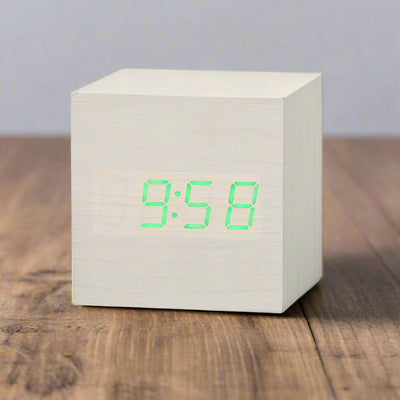 Digitaler quadratischer LED-Wecker