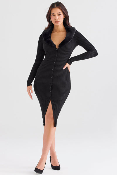 Schwarzes Kleid mit Kunstfellbesatz und stilvollem Kontrast für Frauen