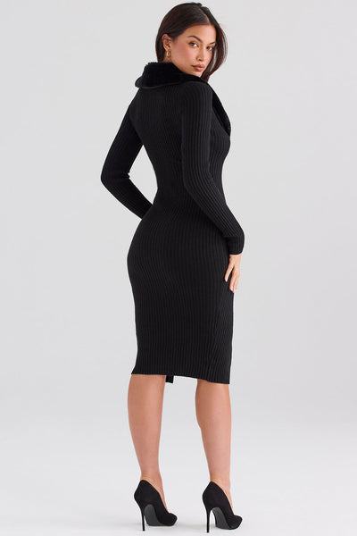 Schwarzes Kleid mit Kunstfellbesatz und stilvollem Kontrast für Frauen